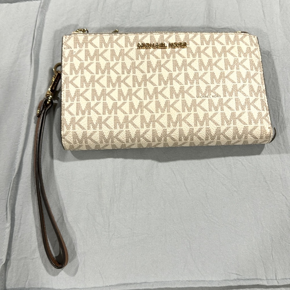 Michael Kors wallet